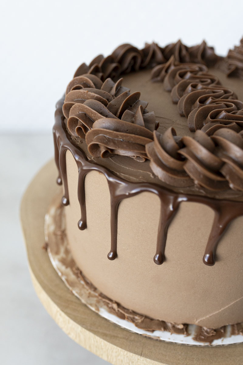 Order Delicious Chocolate Cake Online From DIVA CAKES & BAKERY,faridabad