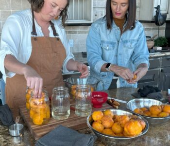 bottling peaches with bonnie