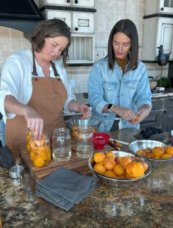 bottling peaches with bonnie